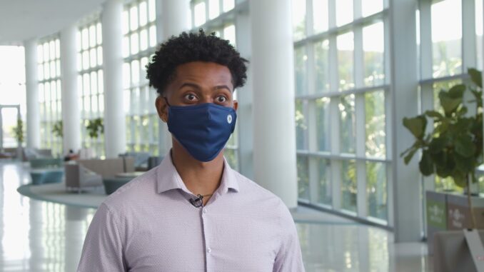 Sophomore builds cryptocurrency mining rig