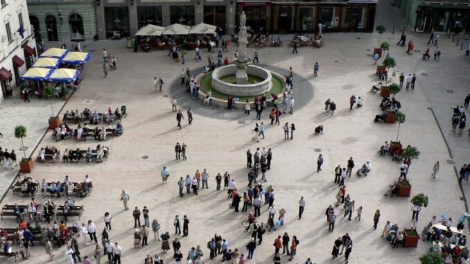 Consensus 2023 Nav Bar