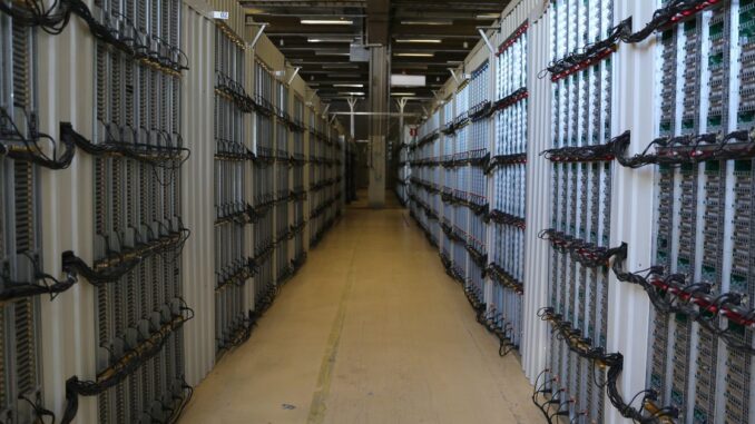 Crypto Miner Hive Blockchain (HIVE) Targets 6 EH/s of Hashrate Funded by Up to $100M Share Sale